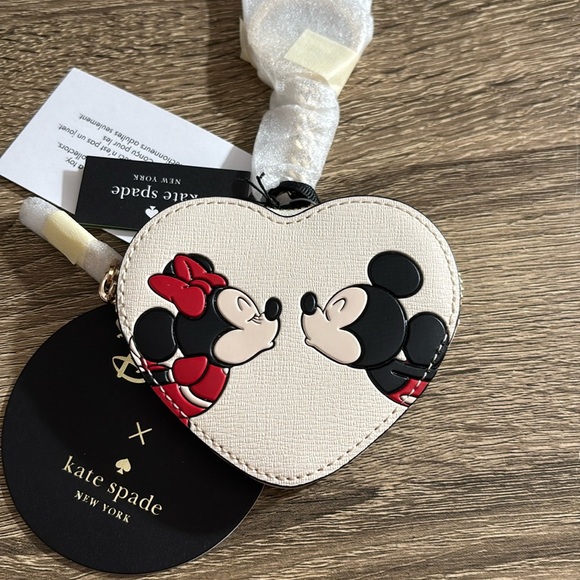 Kate spade Disney Bag Key Charm NWT - Picture 1 of 7